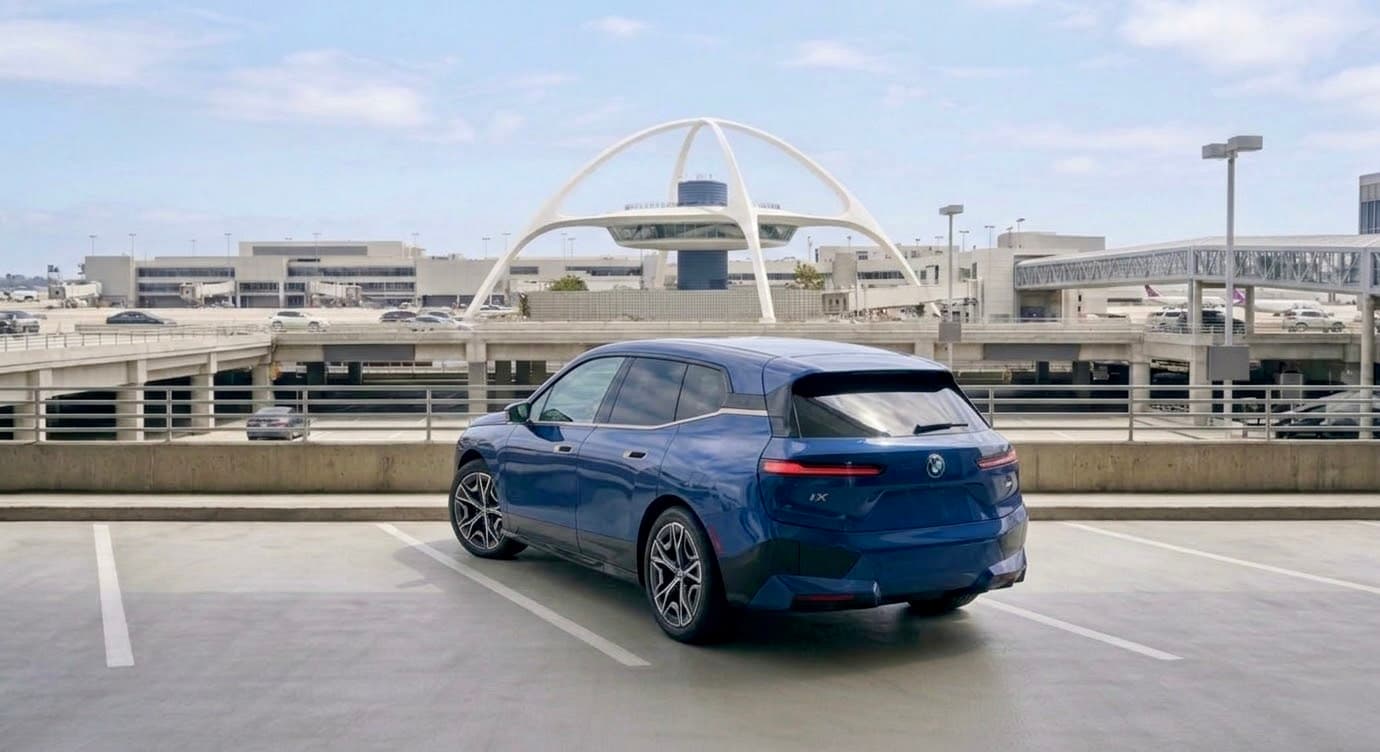BMW iX